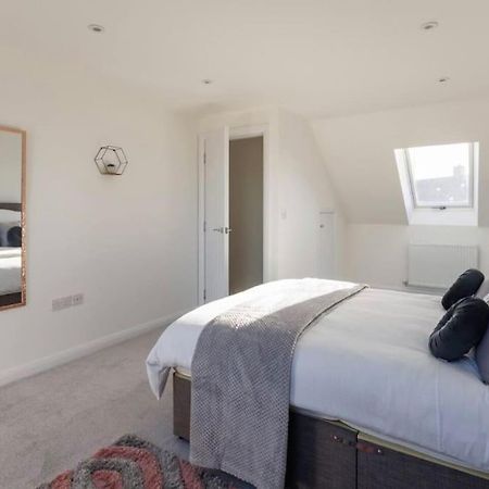 Luxury 3-Bedroom, 2-Bathroom Home Sleeps 7 People Liverpool Eksteriør bilde